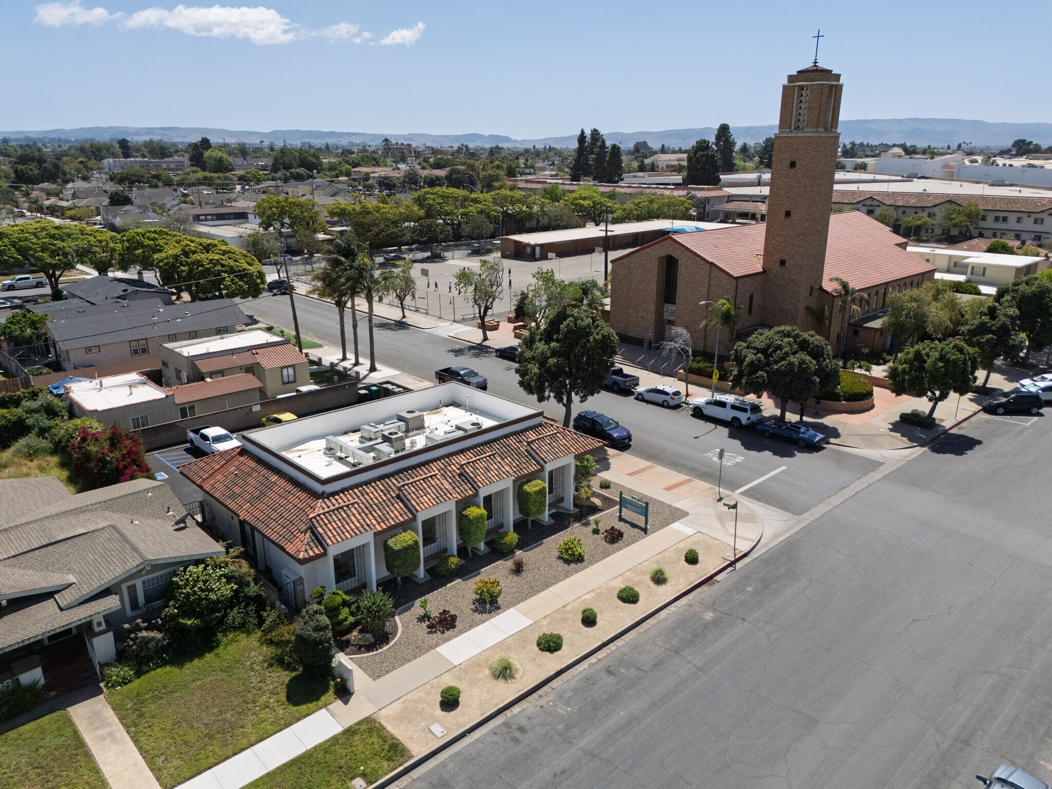 504 E Church St, Santa Maria, CA à vendre Photo principale- Image 1 de 35