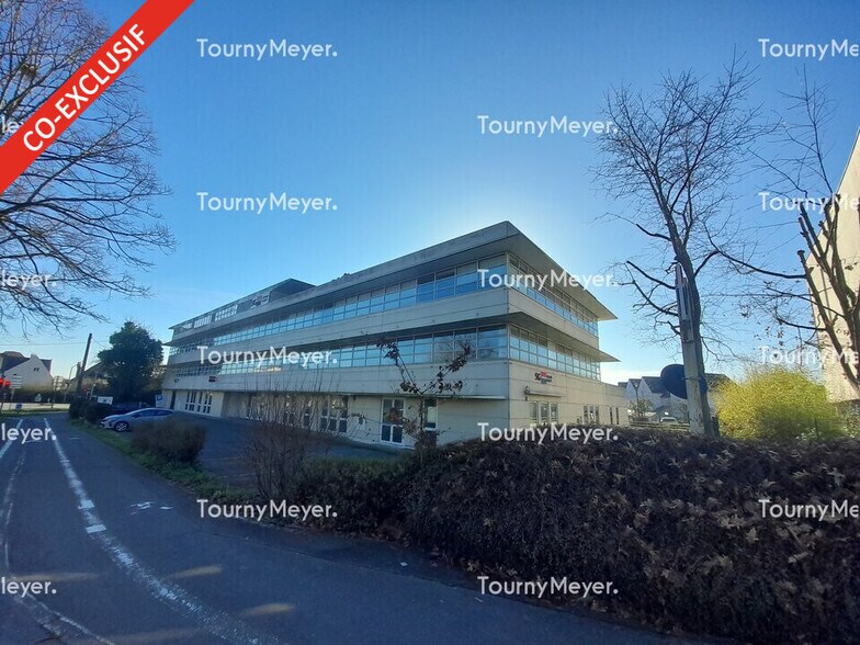 Office in Rennes for lease - Building Photo - Image 3 of 5