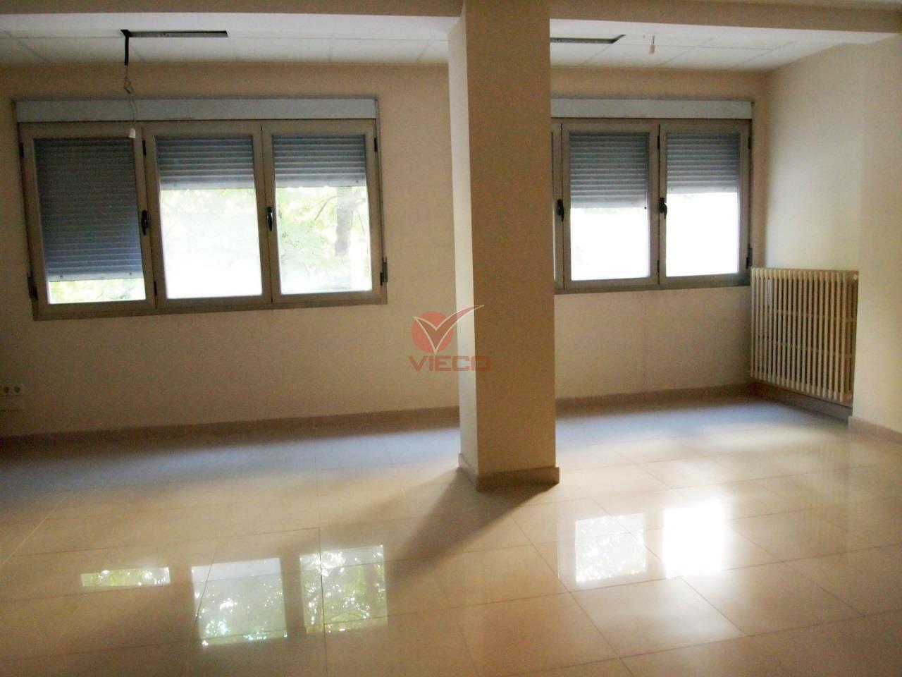 Office in Cuenca, Cuenca for lease Interior Photo- Image 1 of 8
