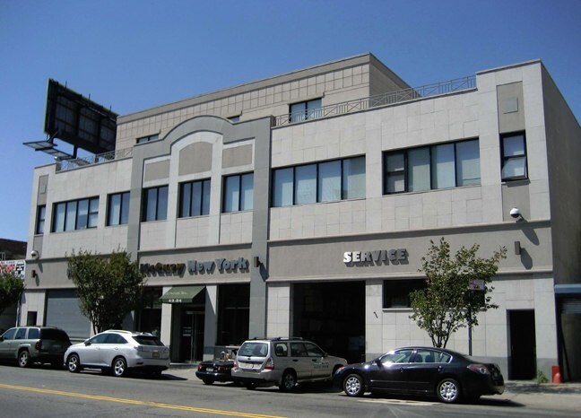 43-24 21st St, Long Island City, NY for lease - Building Photo - Image 1 of 10