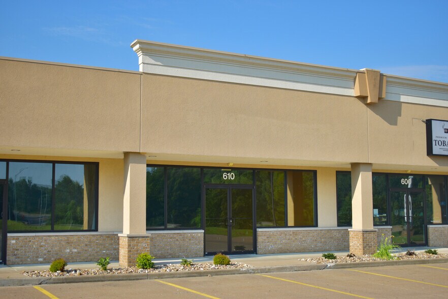 623 Silver Springs Rd, Cape Girardeau, MO à louer - Photo du bâtiment - Image 3 de 10