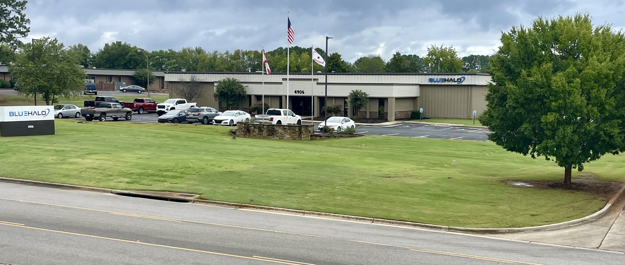 4906 NW Research Dr, Huntsville, AL for lease Interior Photo- Image 1 of 7