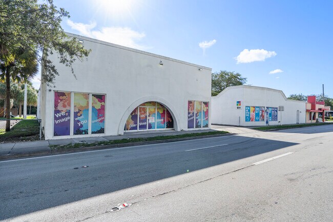 More details for 710 N Federal Hwy, Fort Lauderdale, FL - Office, Retail for Lease