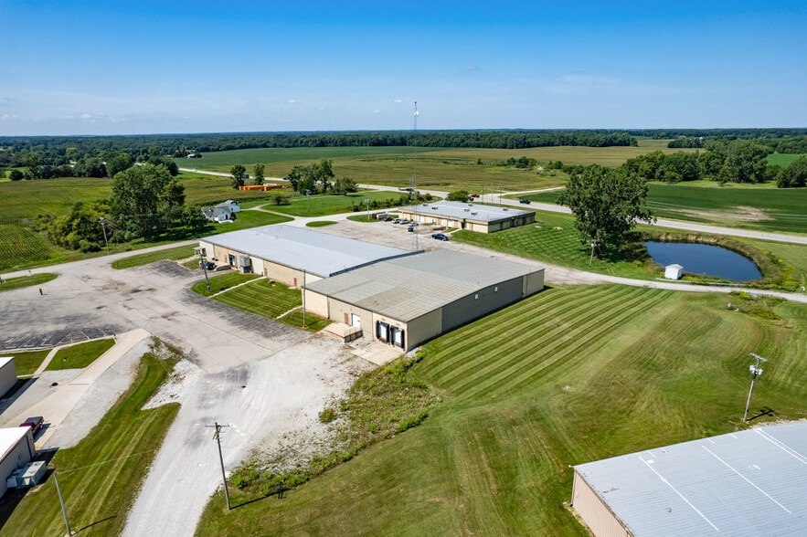 6886 N CR 400 E, Kendallville, IN for lease - Building Photo - Image 2 of 5