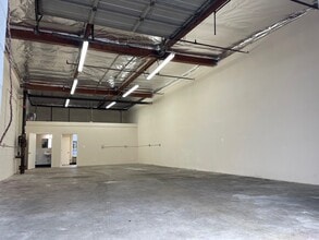 1566-1580 San Bernardino Rd, Covina, CA à louer Photo intérieure- Image 2 de 5