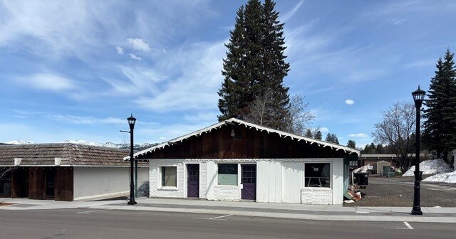 Downtown McCall Commercial Opportunity portefeuille de 3 propriétés à vendre sur LoopNet.ca Photo principale- Image 1 de 4