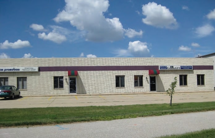 1628 Commerce Pky, Bloomington, IL for sale - Building Photo - Image 3 of 17