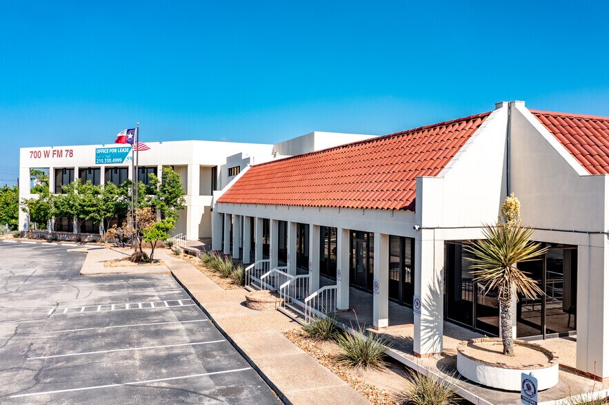 700 W FM 78, Cibolo, TX à louer - Photo du bâtiment - Image 3 de 21