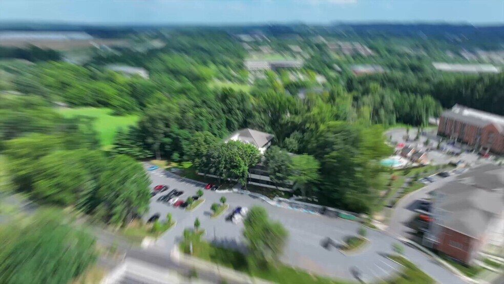 760 Constitution Dr, Exton, PA à louer - Vidéo sur l’inscription commerciale - Image 2 de 11