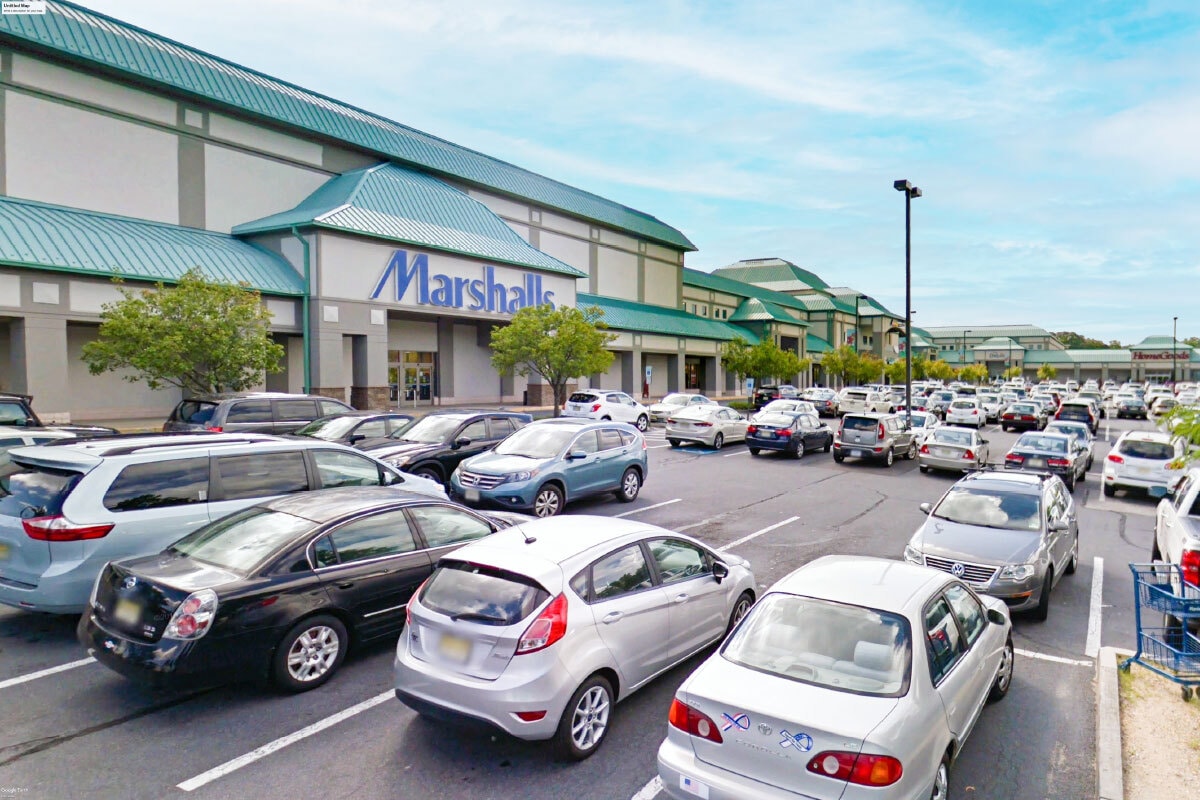 635 Bay Ave, Toms River, NJ for lease Building Photo- Image 1 of 3