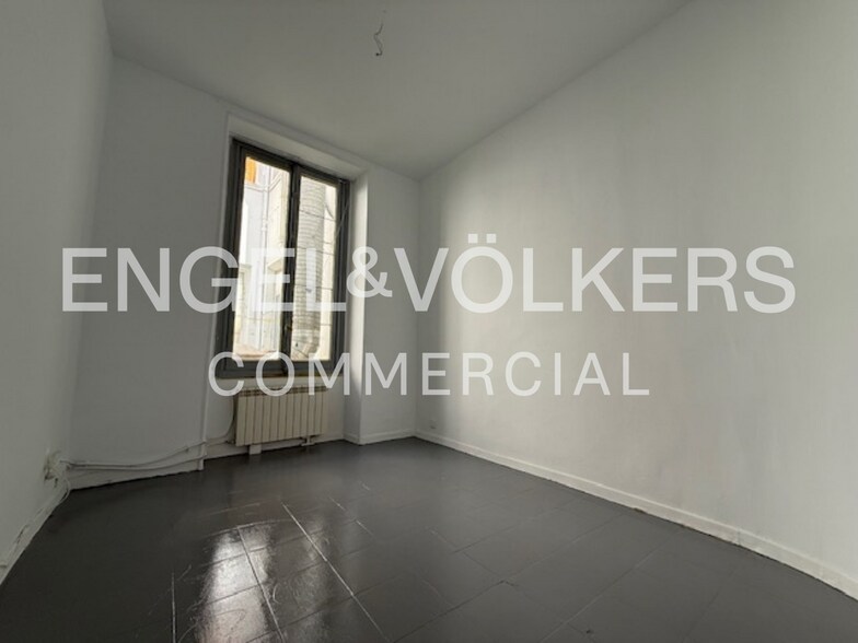 Calle del Duque de Alba, 15, Madrid, Madrid for lease - Interior Photo - Image 3 of 3