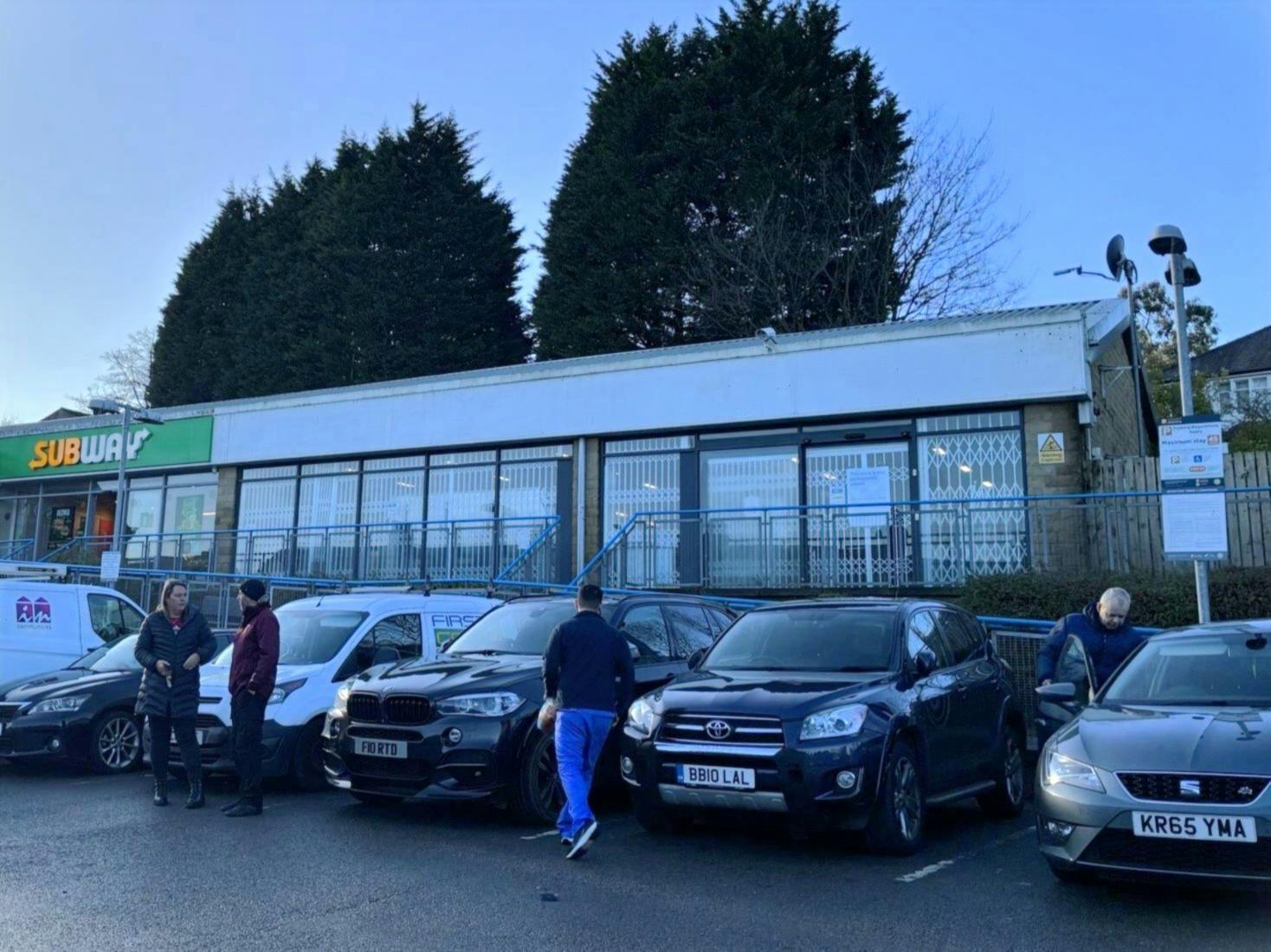 Keighley Rd, Bradford à louer Photo du bâtiment- Image 1 de 2