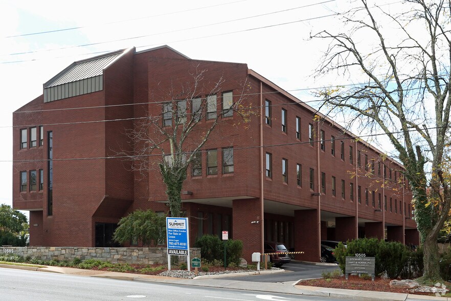 10505 Judicial Dr, Fairfax, VA à vendre - Photo du bâtiment - Image 1 de 20