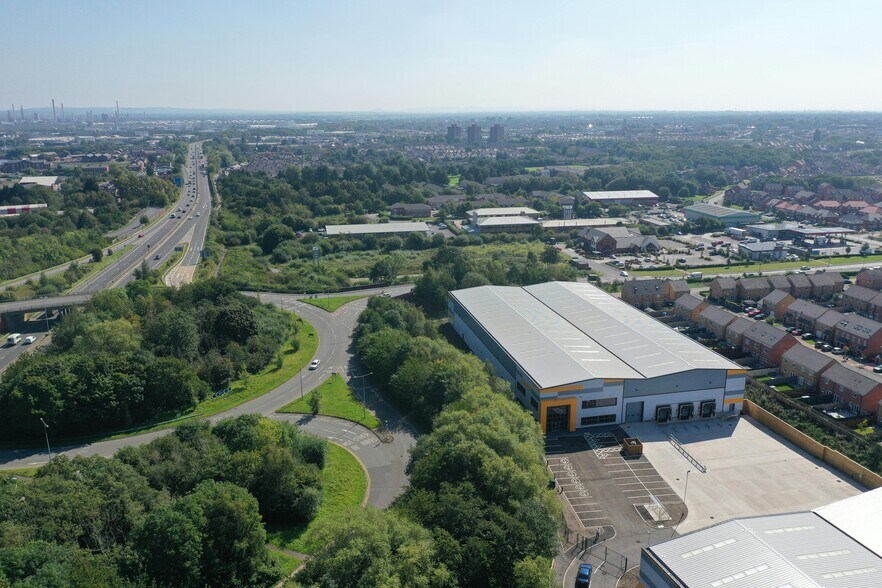 Rossmore Rd E, Ellesmere Port à louer - Photo du bâtiment - Image 3 de 8