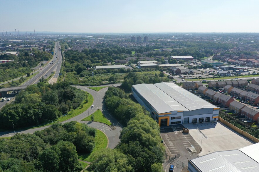 Rossmore Rd E, Ellesmere Port à louer - Photo du bâtiment - Image 3 de 8