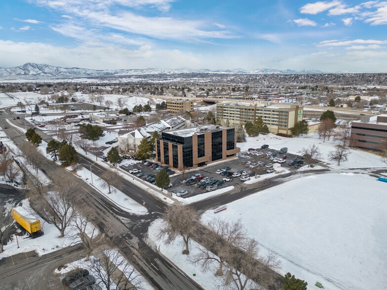 7373 W Jefferson Ave, Lakewood, CO à vendre - Photo du bâtiment - Image 1 de 14