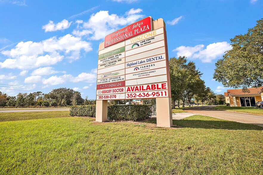 26540 Ace Ave, Leesburg, FL à louer - Photo du bâtiment - Image 2 de 18