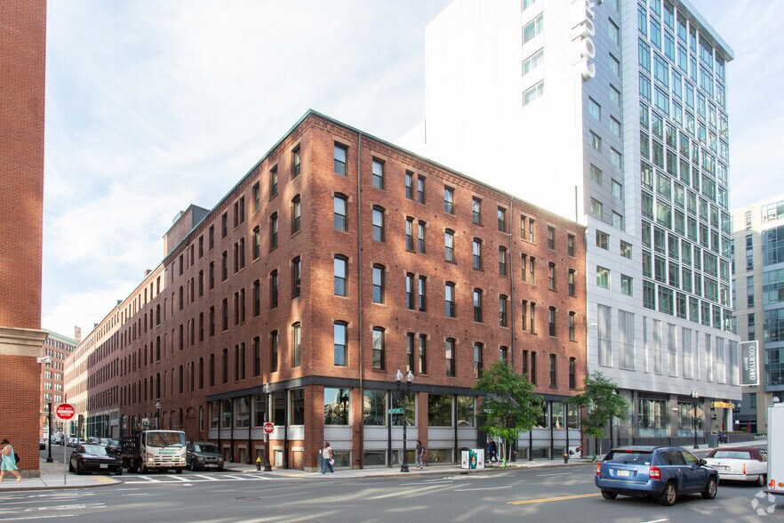 239-245 Causeway St, Boston, MA à louer - Photo du bâtiment - Image 2 de 8