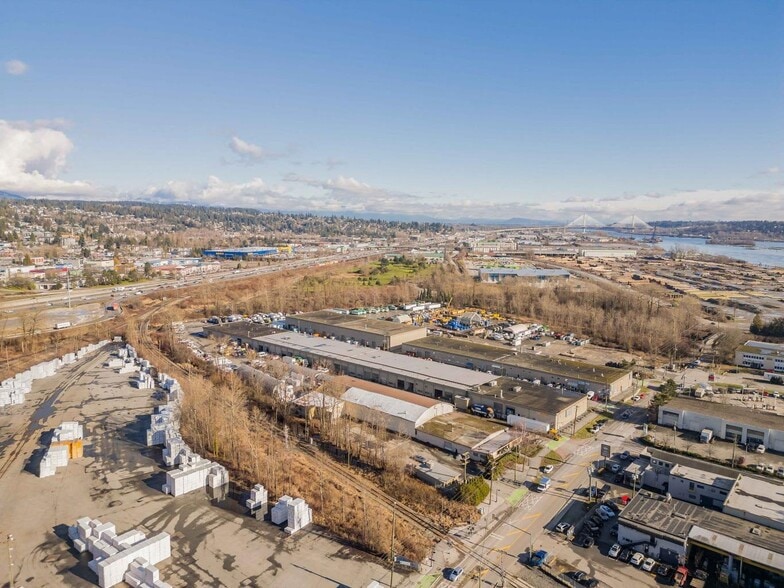 21-63 Braid St, New Westminster, BC for lease - Building Photo - Image 2 of 15