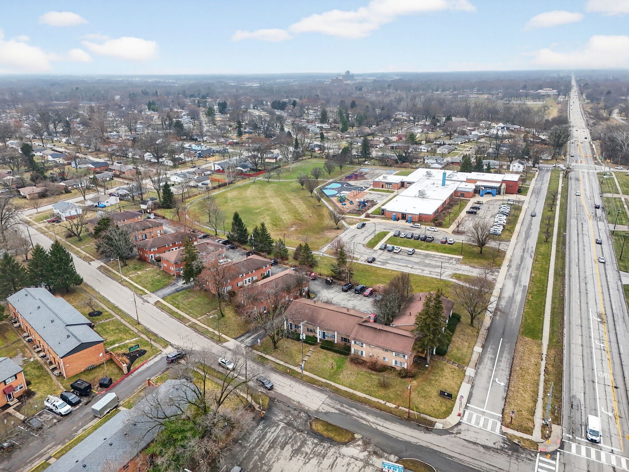 1699-1759 Lonsdale Rd, Columbus, OH for sale Primary Photo- Image 1 of 6