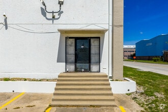 1230-1234 Kress St, Houston, TX for lease Building Photo- Image 2 of 9