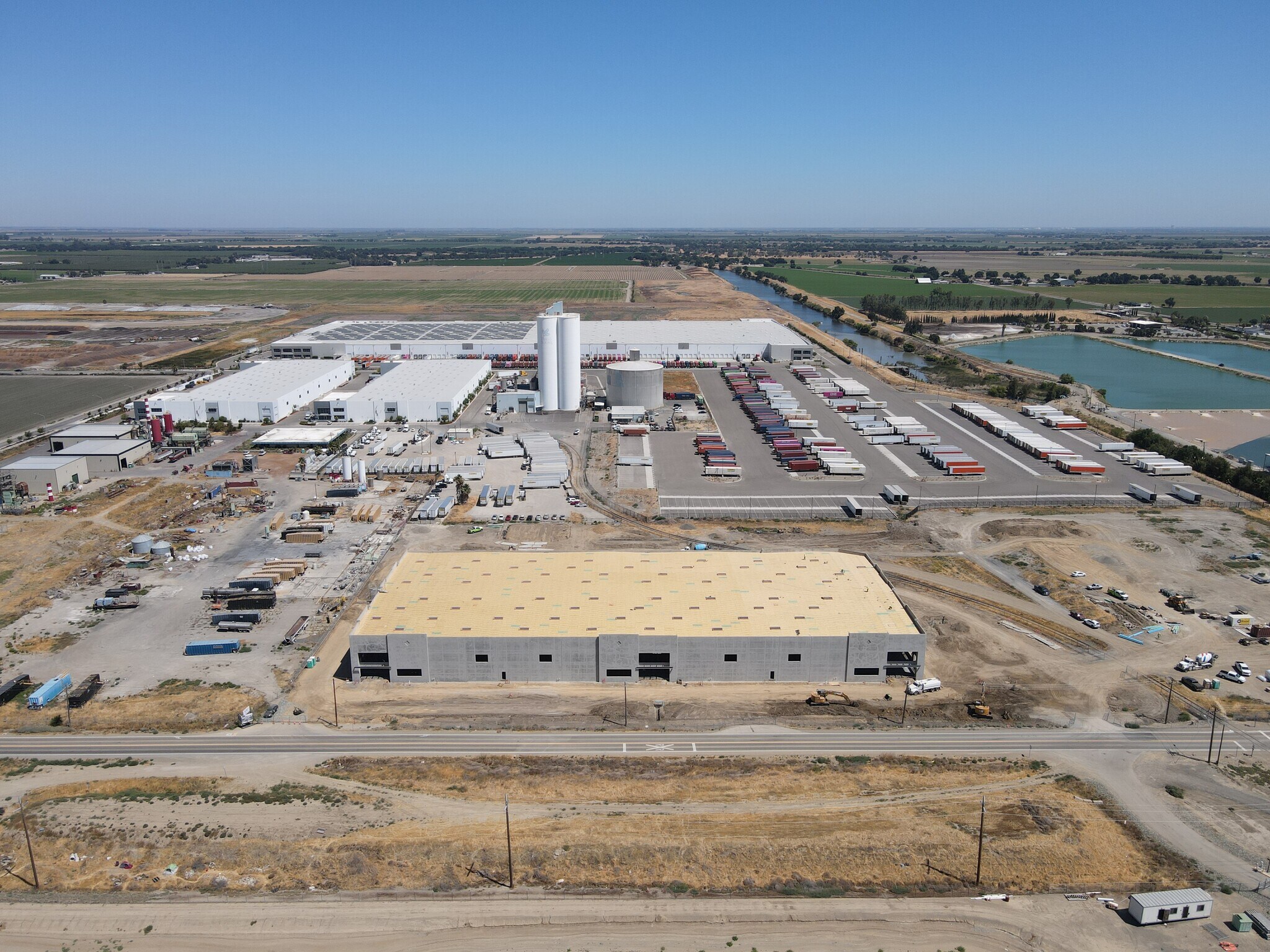 9463 Arbor Ave, Tracy, CA à louer Photo du bâtiment- Image 1 de 5