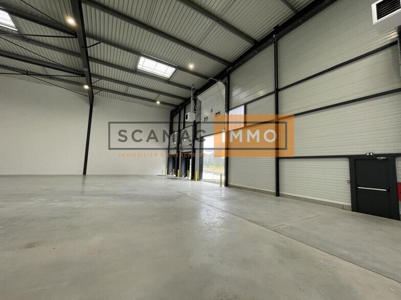 Industrial in La Courneuve for lease - Interior Photo - Image 2 of 5