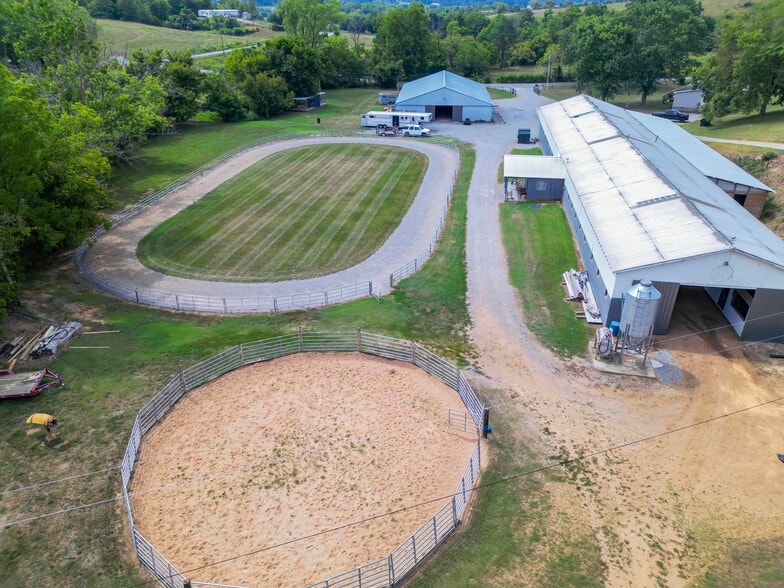 90 Darnell Rd, Greeneville, TN à vendre - Photo du bâtiment - Image 2 de 105