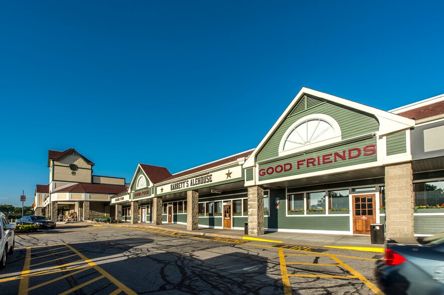 4171 N Main St, Fall River, MA for lease - Building Photo - Image 2 of 9