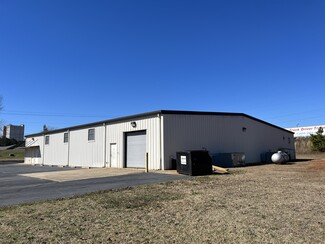 Plus de détails pour 140 Industrial Park Drive, Forsyth, GA - Industriel à vendre