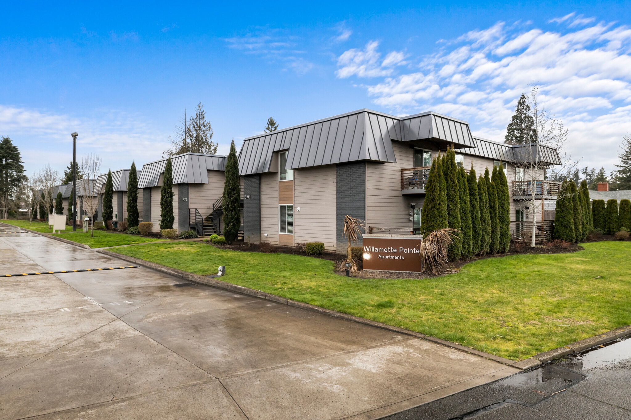 1570 James St, Woodburn, OR for sale Building Photo- Image 1 of 73