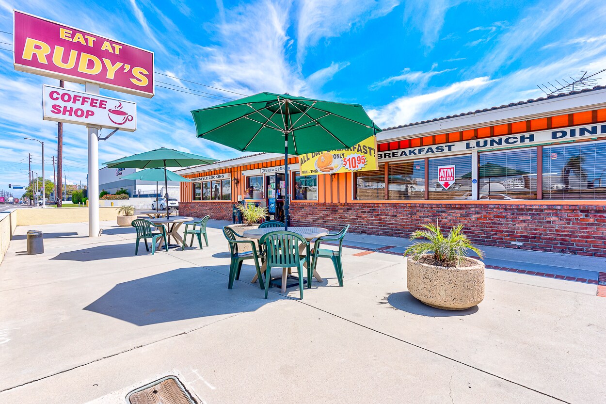 558 E Anaheim St, Wilmington, CA for sale Building Photo- Image 1 of 10