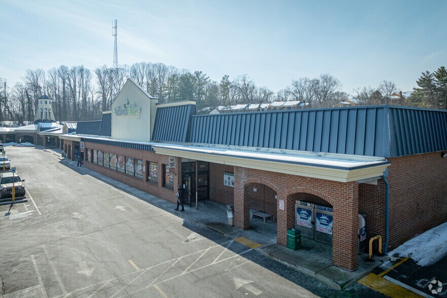 1238-1298 Bay Dale Dr, Arnold, MD à louer - Photo principale - Image 1 de 7