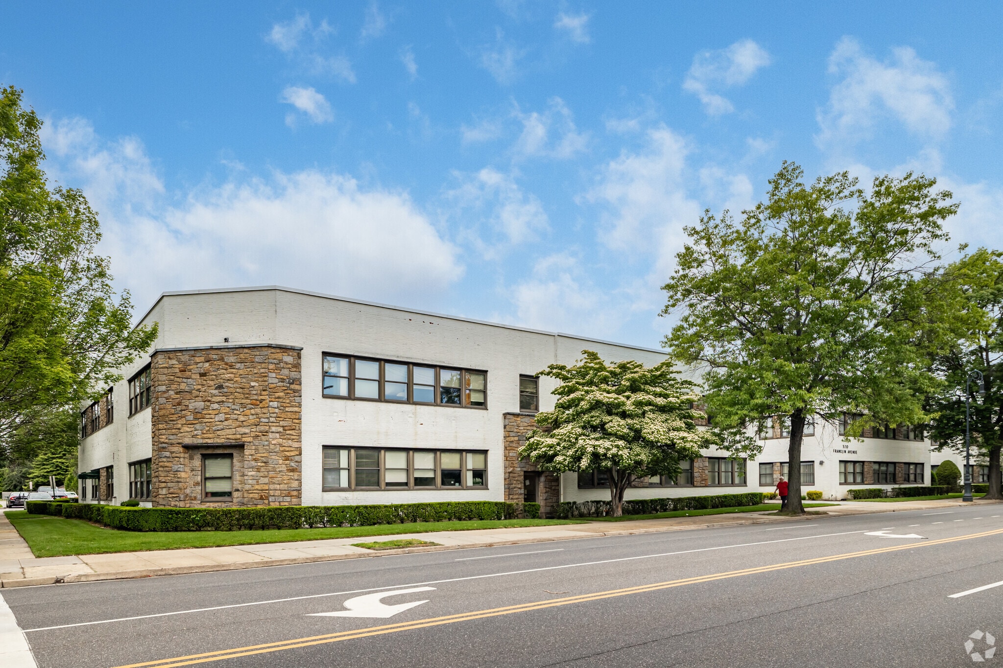 520 Franklin Ave, Garden City, NY for sale Primary Photo- Image 1 of 25