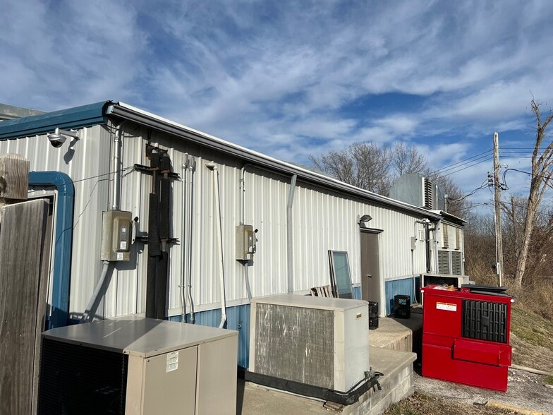 103 N East St, Plattsburg, MO à vendre - Photo du bâtiment - Image 3 de 3