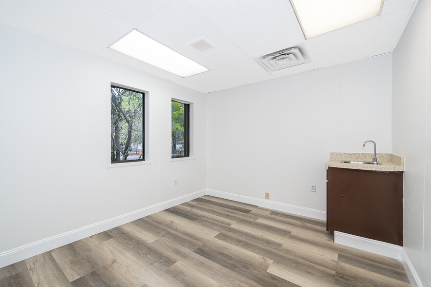 2025 Flamingo Dr, Bartow, FL for lease - Interior Photo - Image 3 of 24