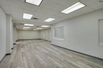 5800 Kell Blvd, Wichita Falls, TX for sale Interior Photo- Image 2 of 25
