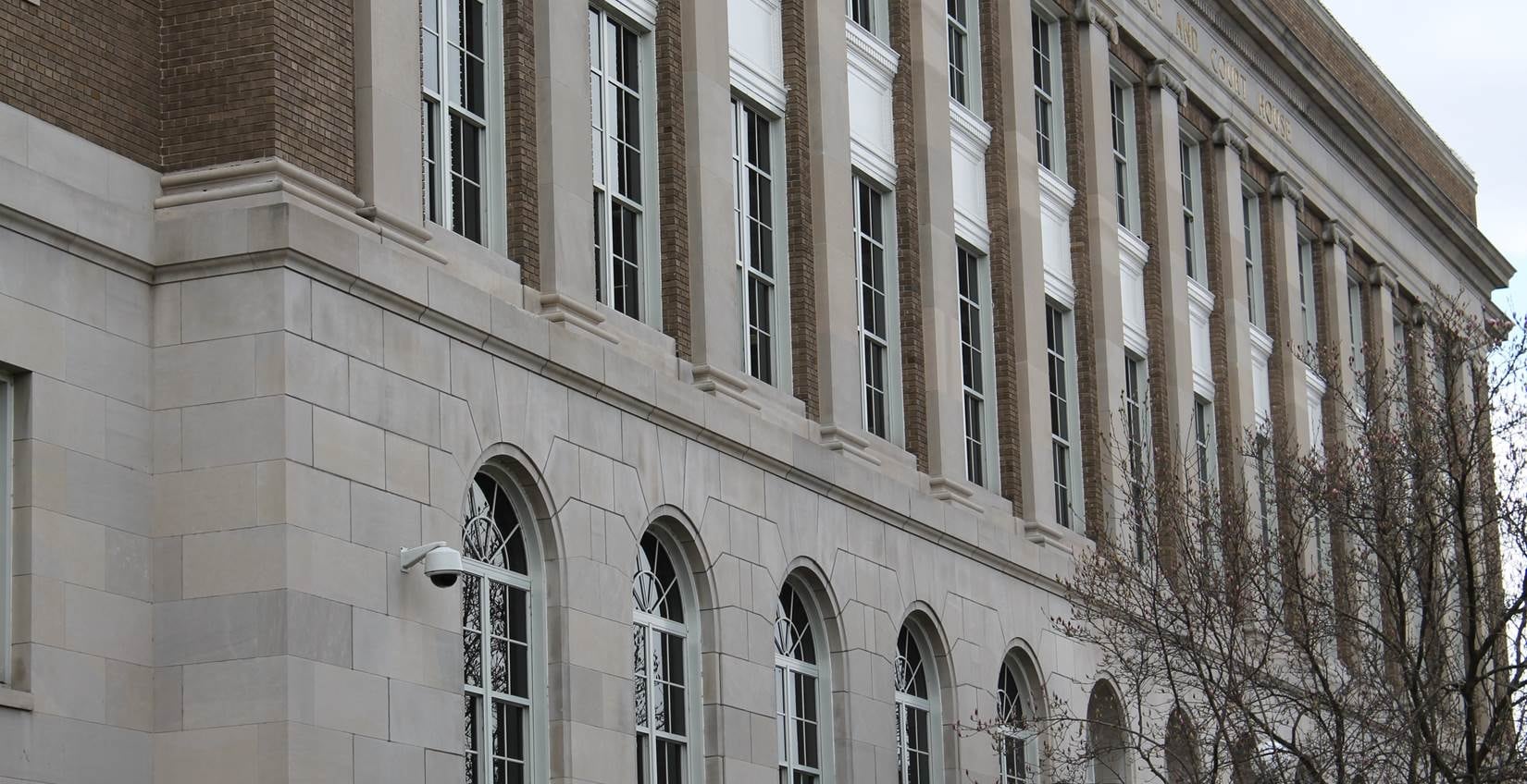 220 Church Ave SW, Roanoke, VA for lease Building Photo- Image 1 of 4