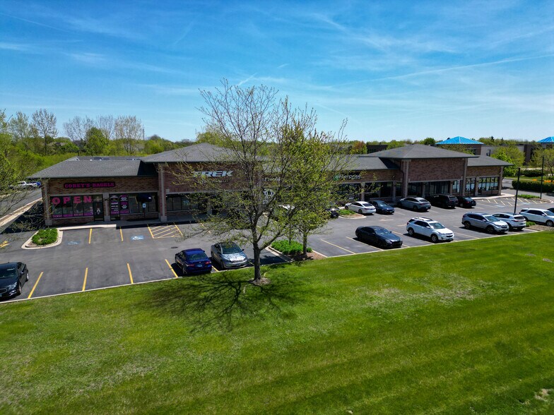 2375-2399 S Randall Rd, Algonquin, IL à louer - Photo du bâtiment - Image 3 de 3