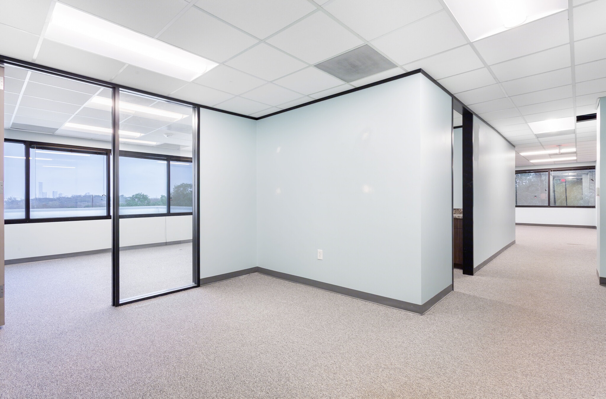 4005 Banister Ln, Austin, TX à louer Photo intérieure- Image 1 de 6