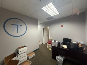 22375 Broderick Dr, Sterling, VA for lease Interior Photo- Image 1 of 8