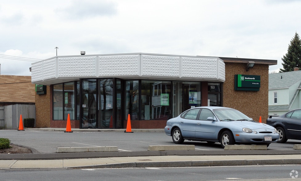 153 Meadow St, Chicopee, MA for sale - Primary Photo - Image 1 of 3