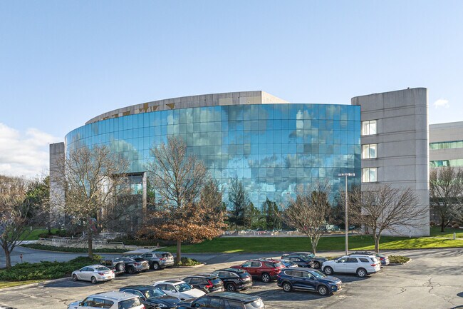 More details for 888 Veterans Memorial Hwy, Hauppauge, NY - Coworking for Lease