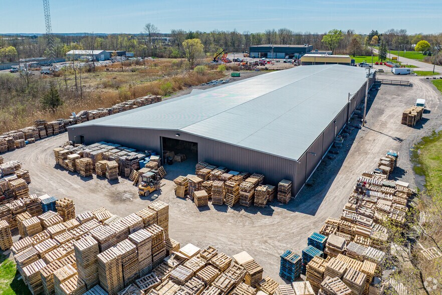 4594 Buckley Rd, Liverpool, NY for sale - Building Photo - Image 3 of 11