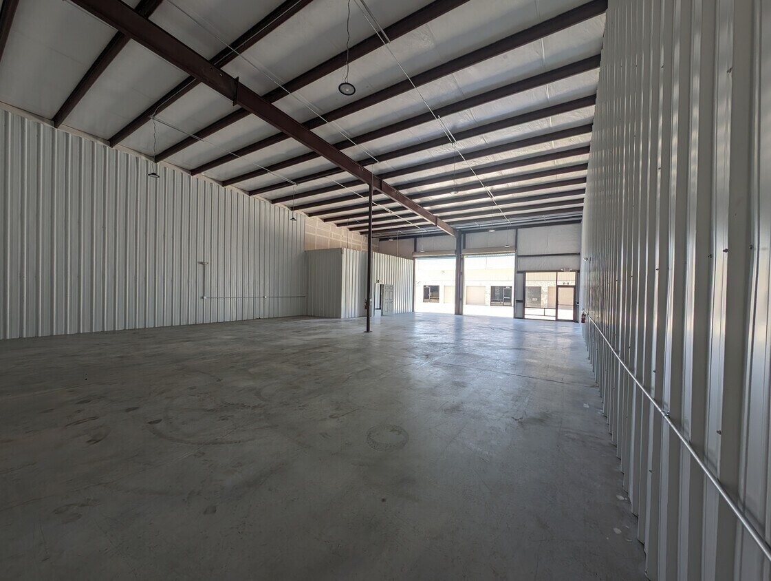 26232 FM 2978 Rd, Magnolia, TX for lease Building Photo- Image 1 of 1