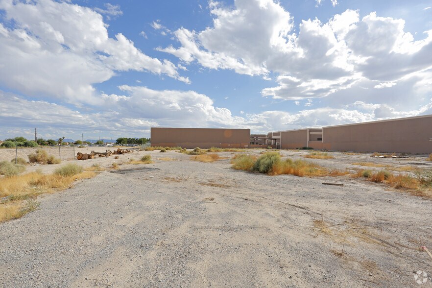 2625 Branson St, North Las Vegas, NV for sale - Primary Photo - Image 1 of 18