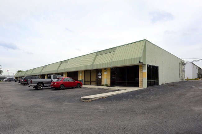 More details for 3734 131st Ave N, Clearwater, FL - Industrial for Lease