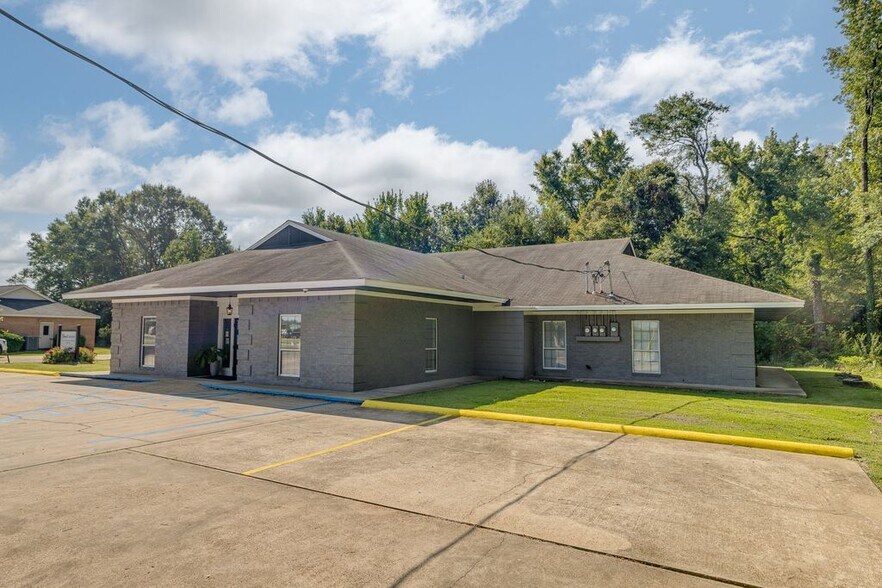 161 Christian Dr, Rayville, LA à vendre - Photo du bâtiment - Image 3 de 10