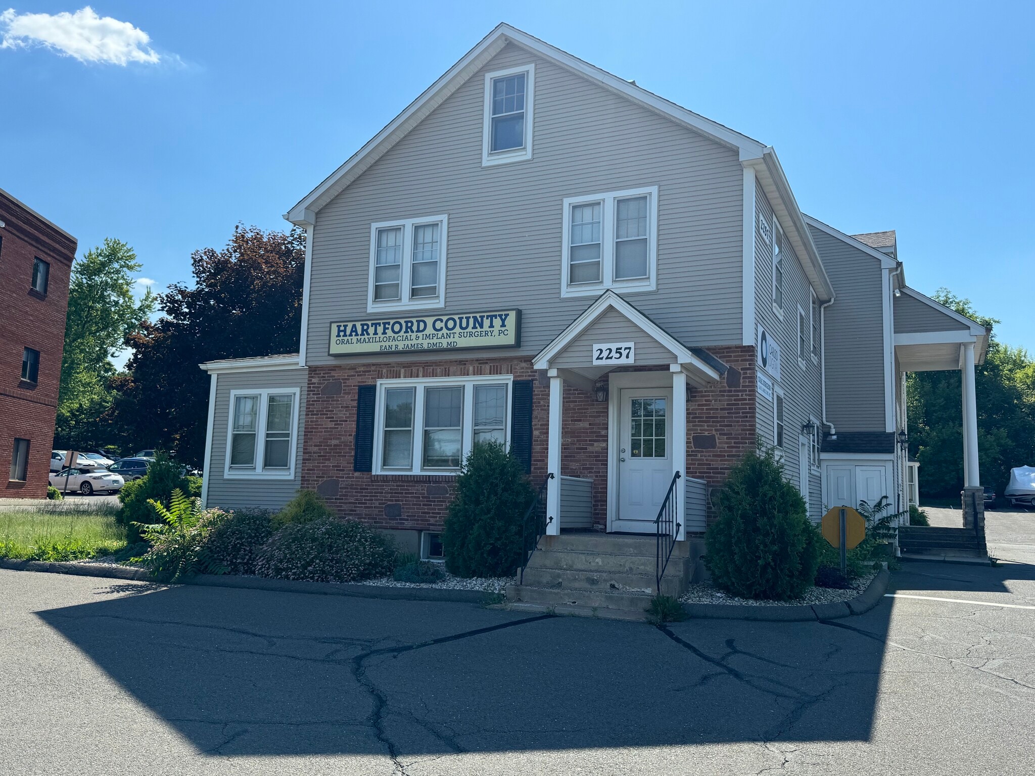 2257 Silas Deane Hwy, Rocky Hill, CT for lease Building Photo- Image 1 of 23