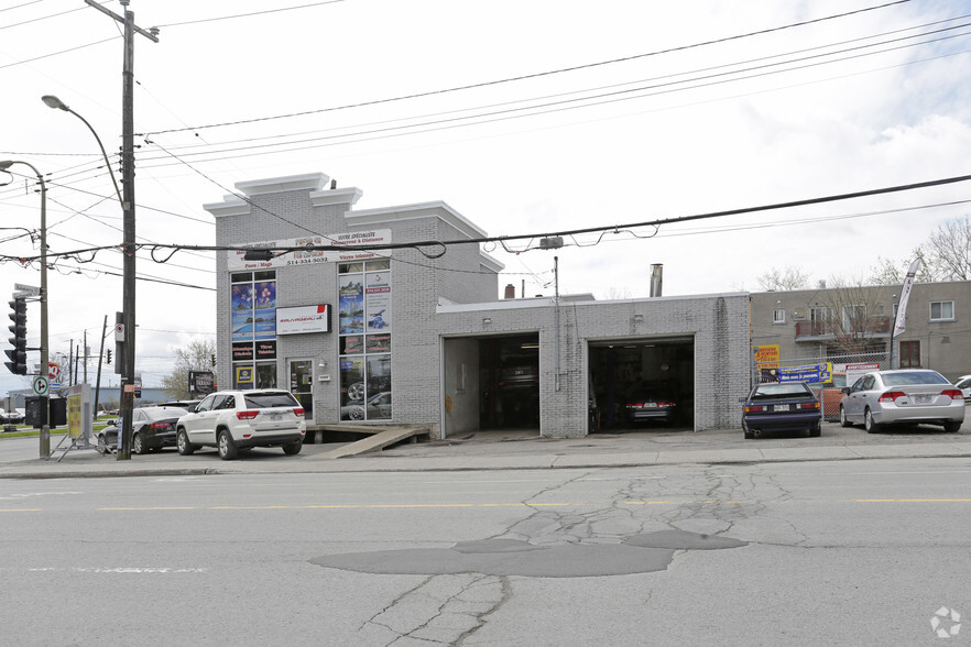 12004 Rue Lachapelle, Montréal, QC à vendre - Photo du bâtiment - Image 2 de 3